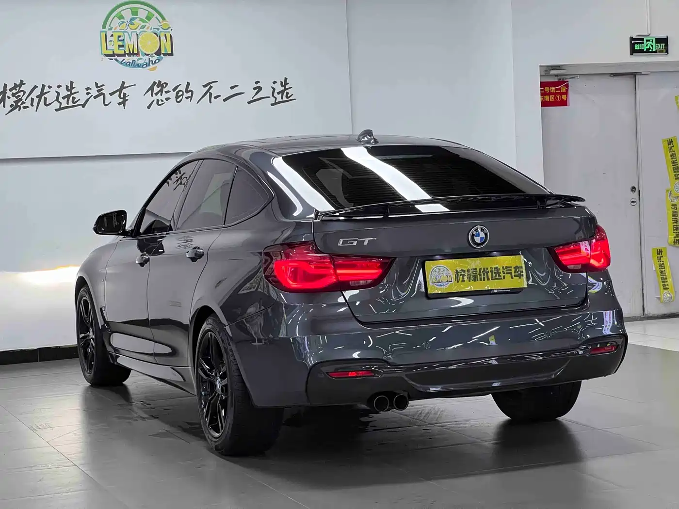 BMW 3 Series GT 2020 320i M Sport Black Night Edition фото 7