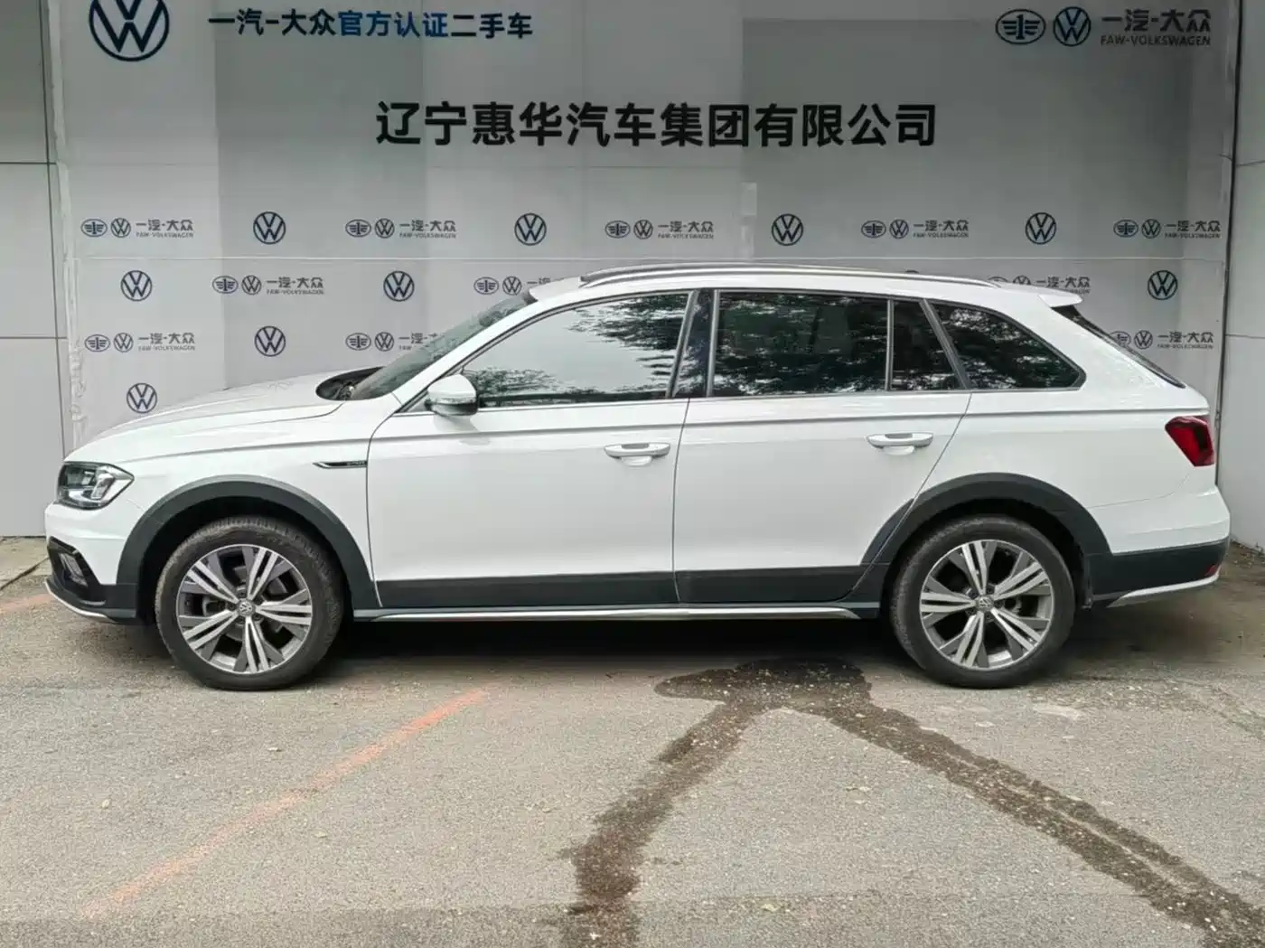 Volkswagen C-TREK 2018 230TSI DSG Luxury фото 6