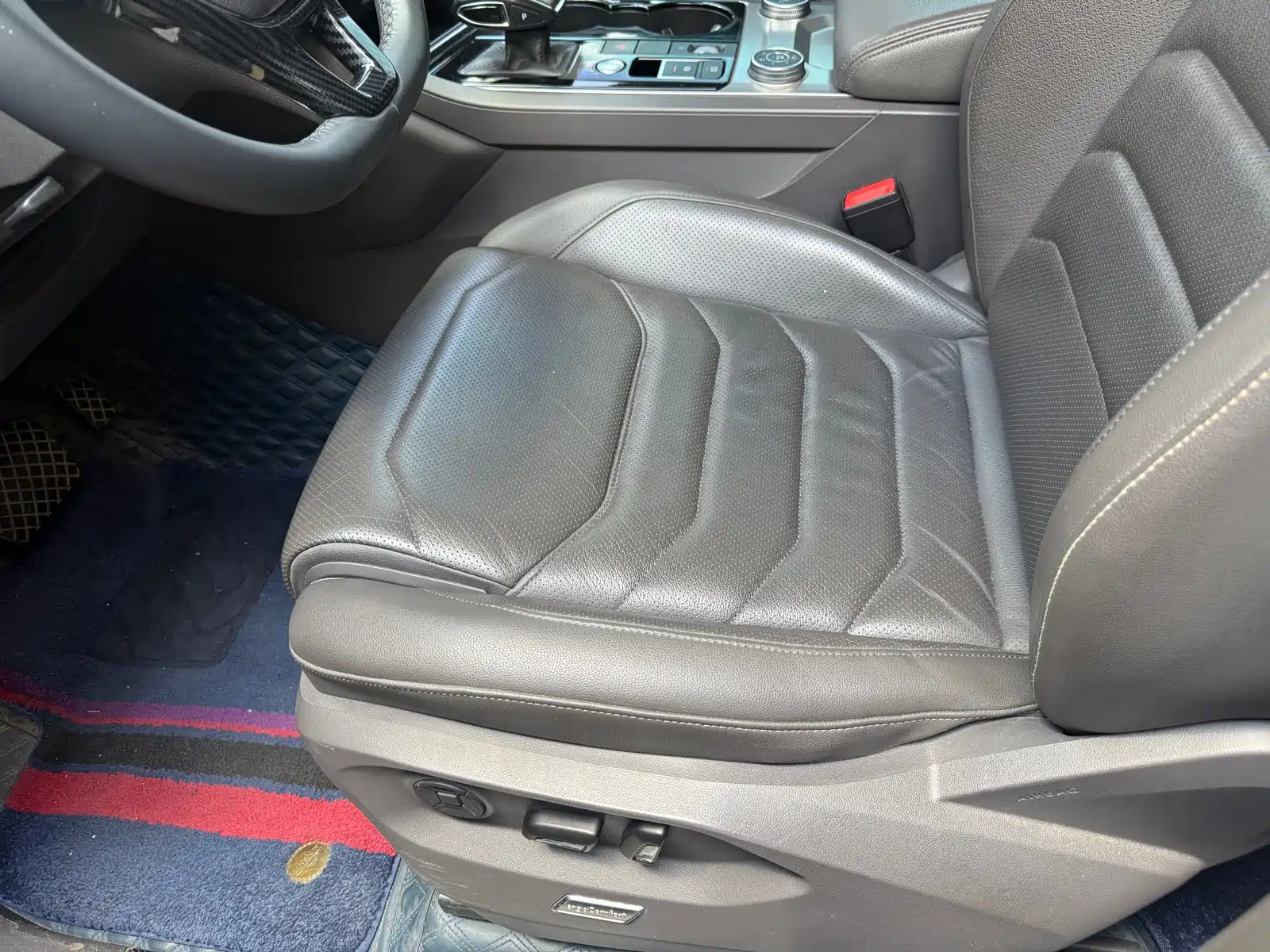 صورة 14 - Volkswagen Touareg