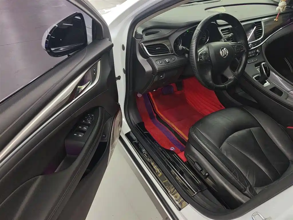 Buick LaCrosse 2019 28T Luxury Edition фото 16