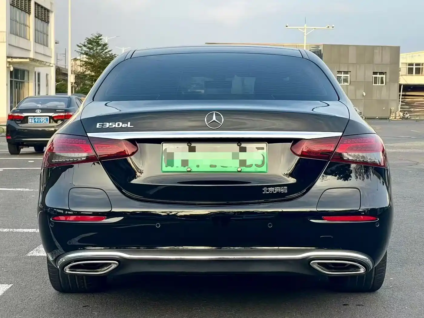 Mercedes-Benz E-Class New Energy 2022 Facelift E 350 e L Plug-in Hybrid Sedan фото 8