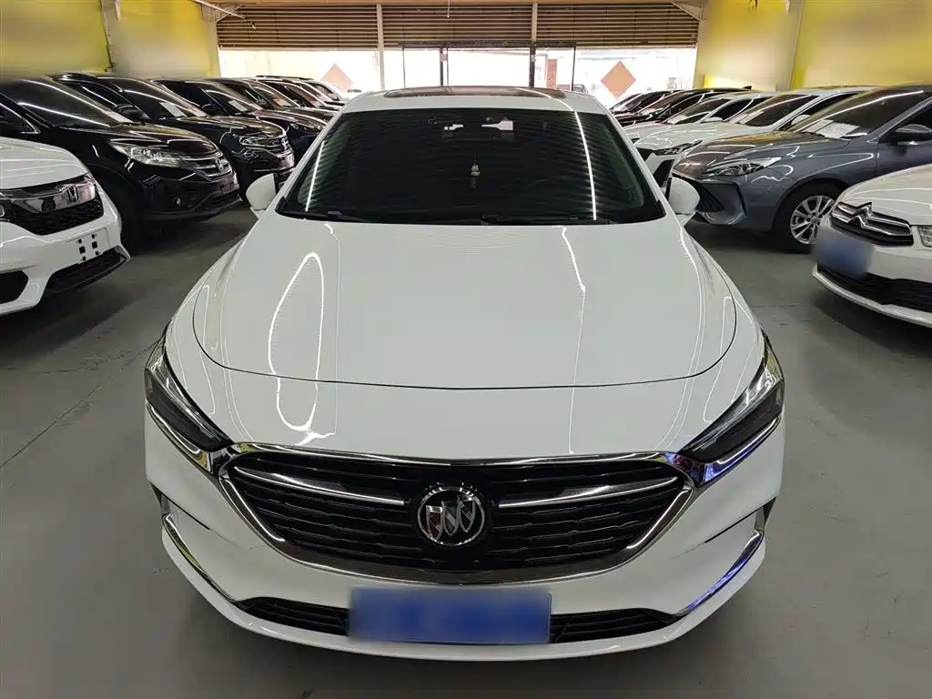 Buick LaCrosse 2019 28T Luxury Edition фото 3