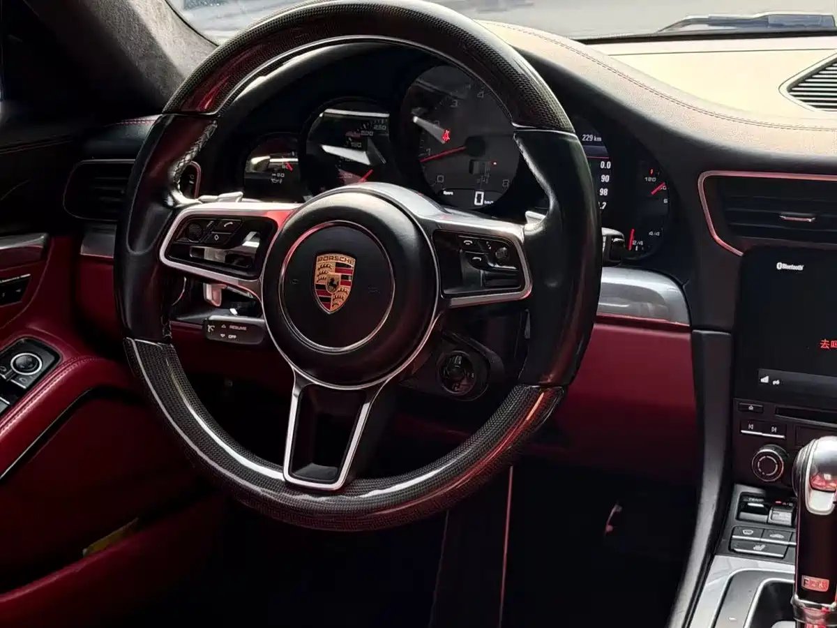 Porsche 911 2016 Carrera S 3.0T фото 9