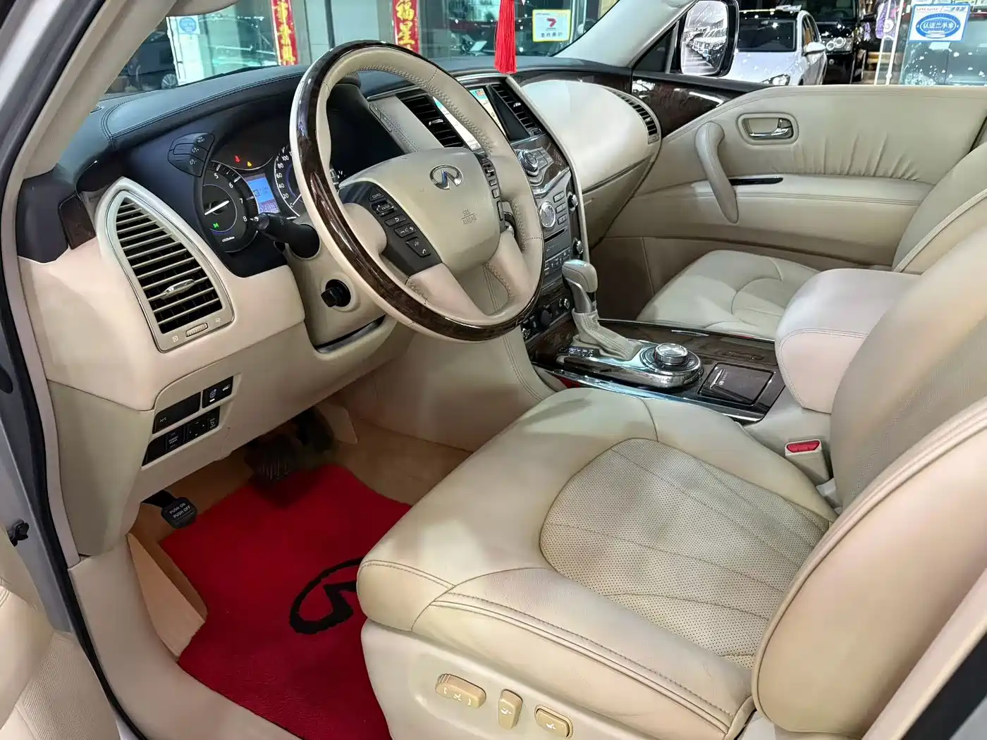 Infiniti QX 2010 2008 QX56