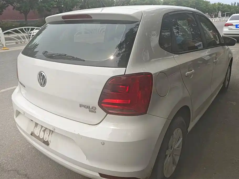 Volkswagen Polo 2018 1.5L Auto Safe Drive фото 3