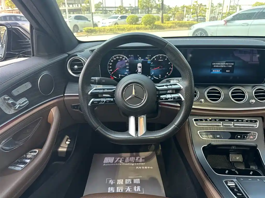 Mercedes-Benz E-Class 2023 E 300 L Sport Fashion фото 11