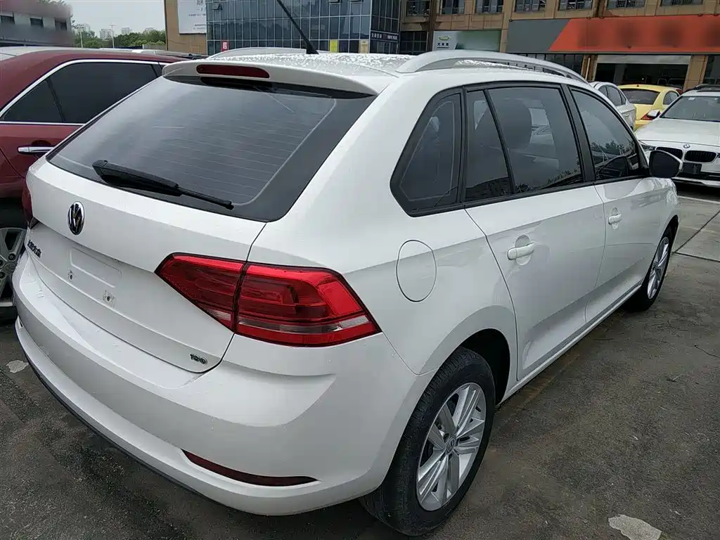 Volkswagen Santana 2017 Gran Santana 1.6L Auto Trendline фото 5