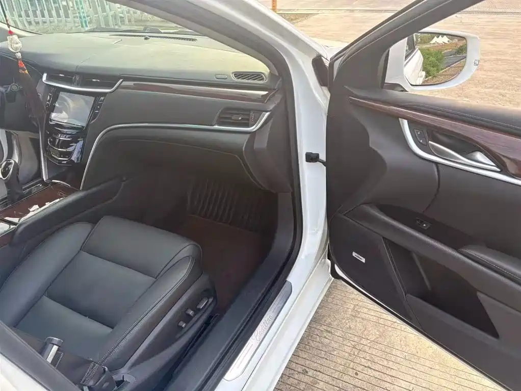 Cadillac XTS 2016 28T Elite фото 13