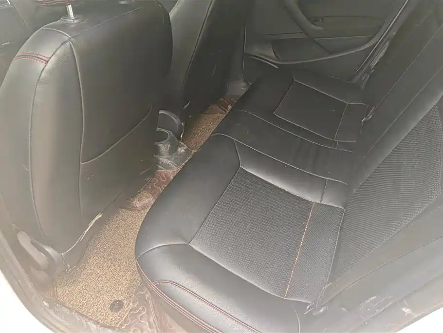 Volkswagen Polo 2018 1.5L Auto Safe Drive фото 11