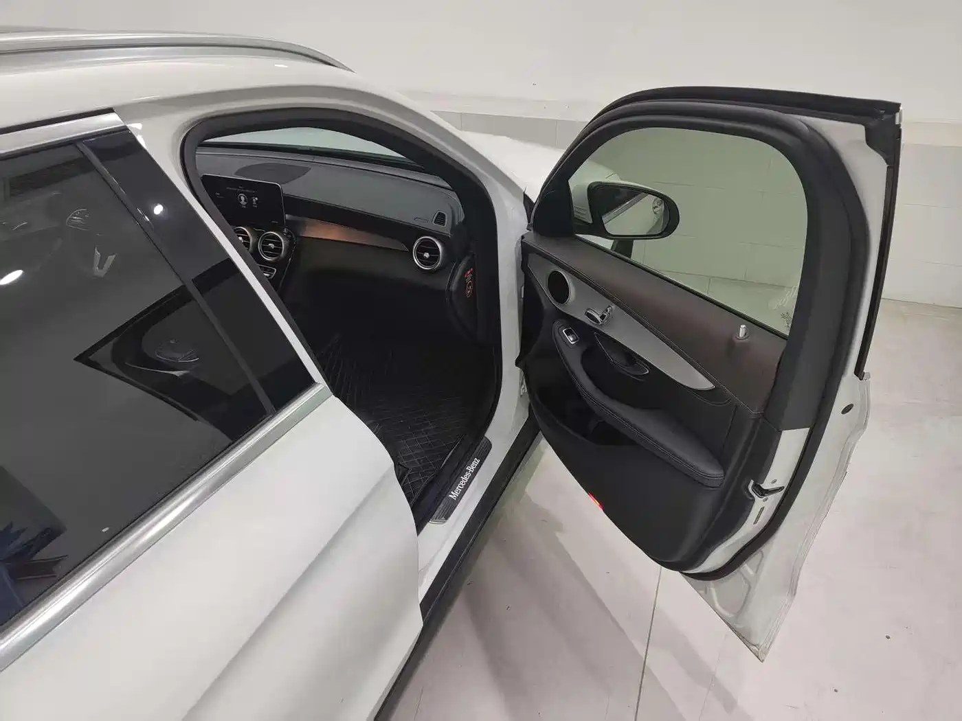 Mercedes-Benz GLC 2020 Facelift GLC 260 L 4MATIC Dynamic фото 21