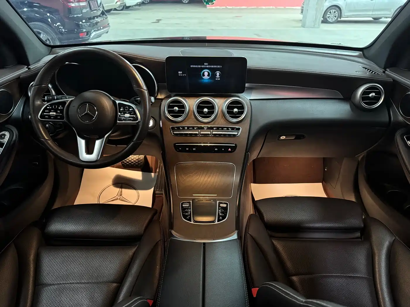 Mercedes-Benz GLC 2022 Facelift GLC 300 L 4MATIC Dynamic Collector's Edition фото 17
