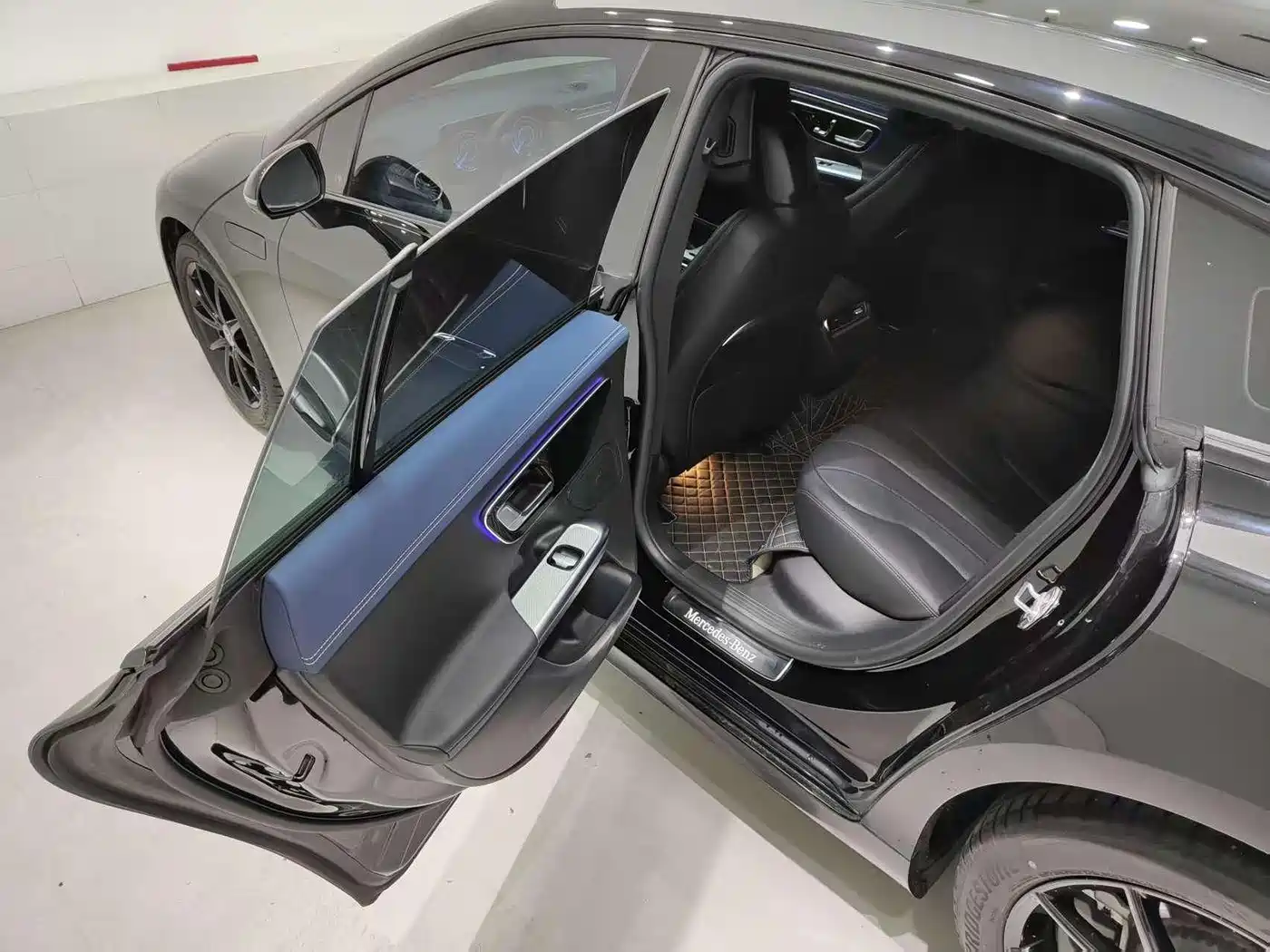 Mercedes-Benz EQE 2022 350 Pioneer Edition фото 8