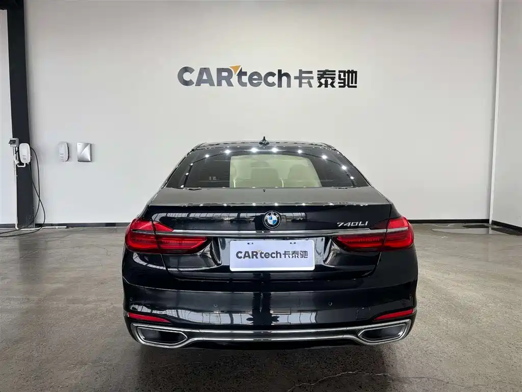 BMW 7 Series 2018 730Li Leading Type Excellence Package фото 5