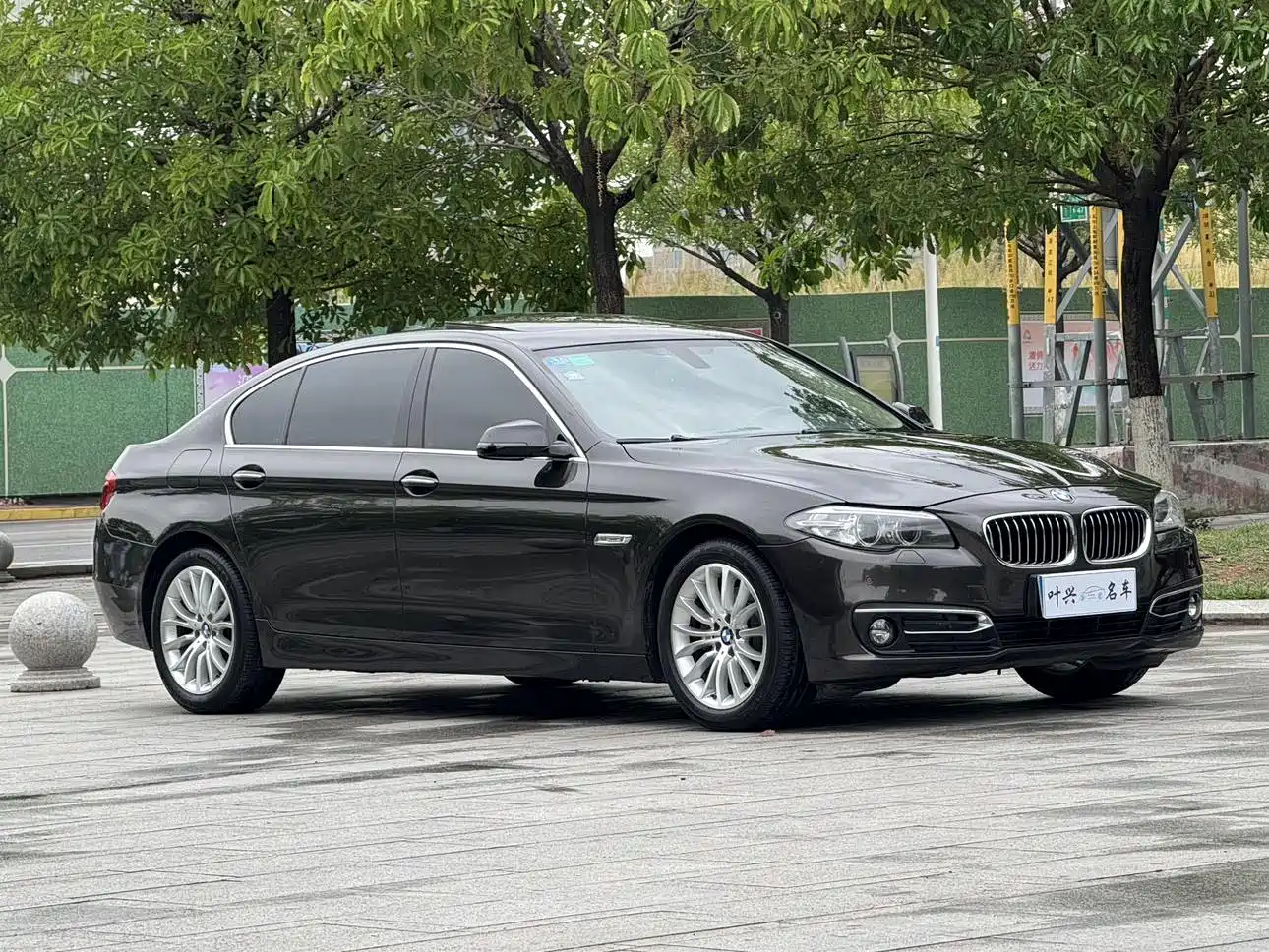 BMW 5 Series 2014 525Li Luxury Design Package фото 3