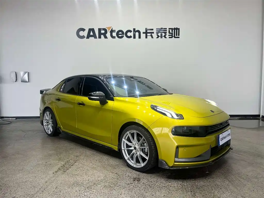 Lynk & Co 03 2022 03+ 2.0TD Auto Performance Package фото 2