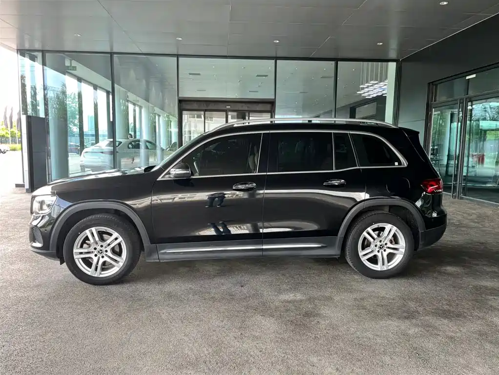 Mercedes-Benz GLB 2020 Facelift GLB 200 Dynamic фото 16