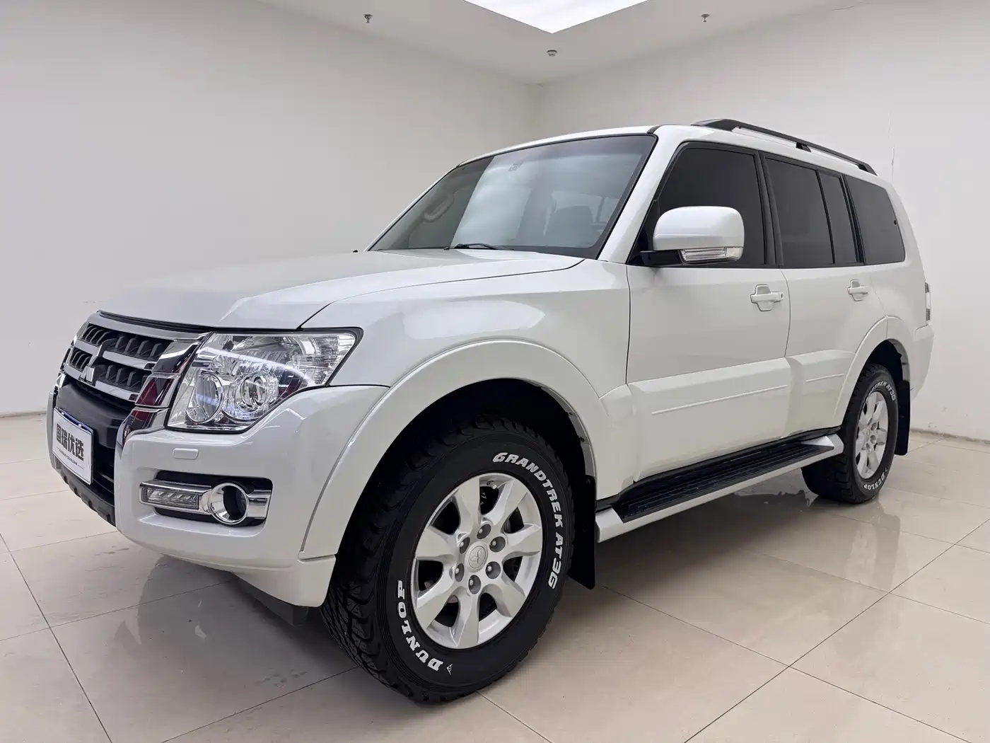 Mitsubishi Pajero (Import) 2018 3.0L Automatic Comfort Version