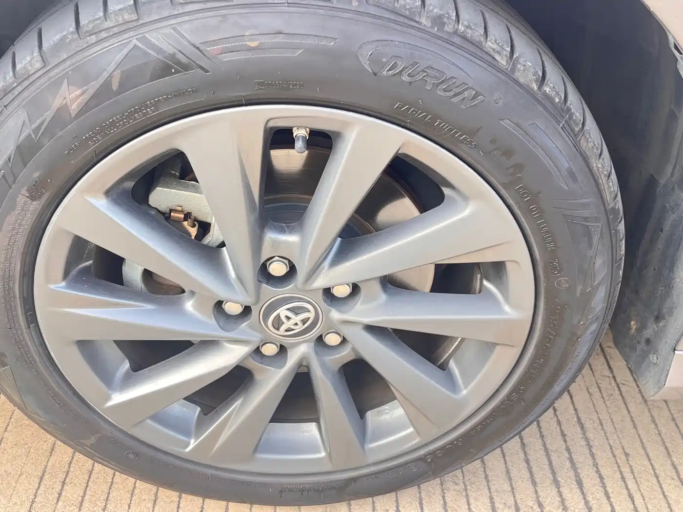 Toyota Camry 2023 2.0G Luxury Edition фото 10