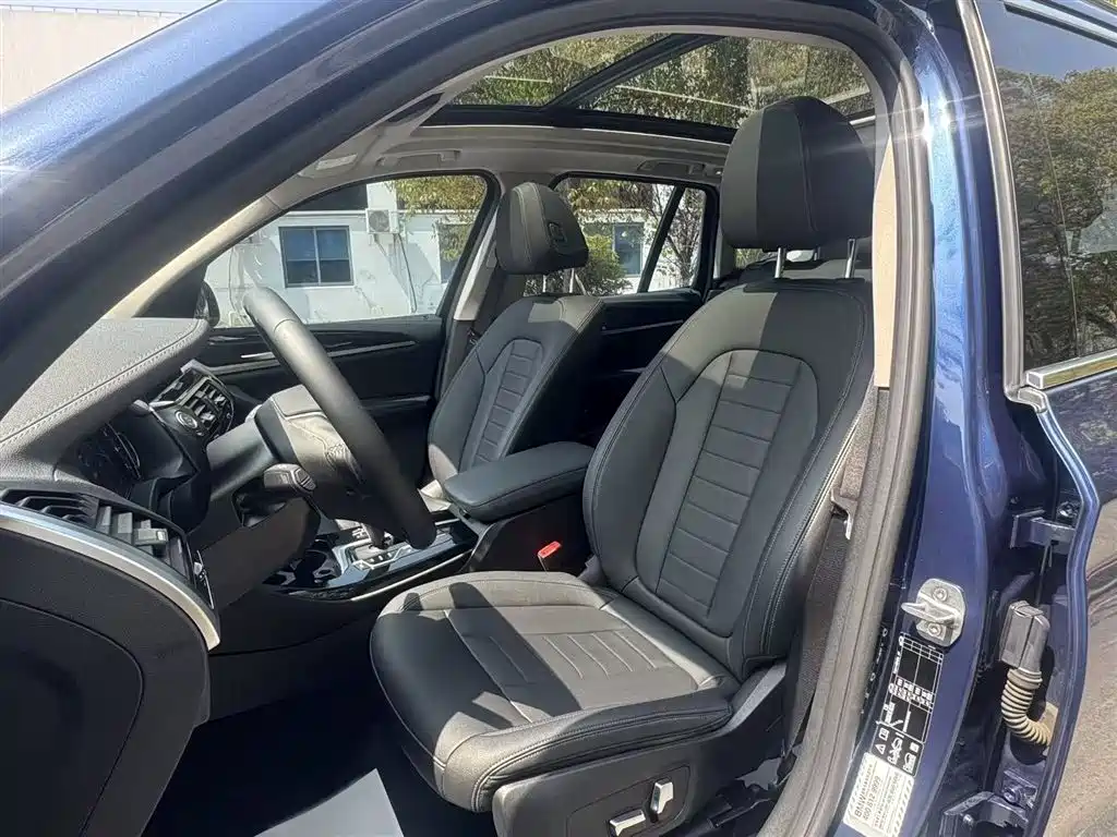 BMW X3 2018 xDrive25i Luxury Package China VI фото 14