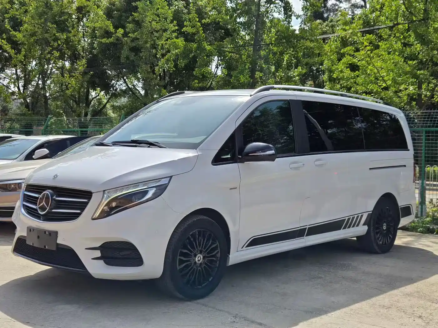 Mercedes-Benz V-Class 2018 V 260 AMG Sport Edition China V
