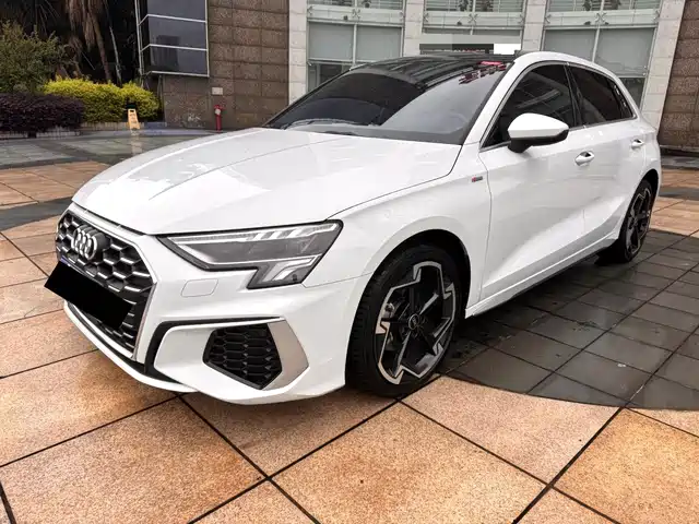 Audi A3 Sportback 35 TFSI, Люкс Спорт