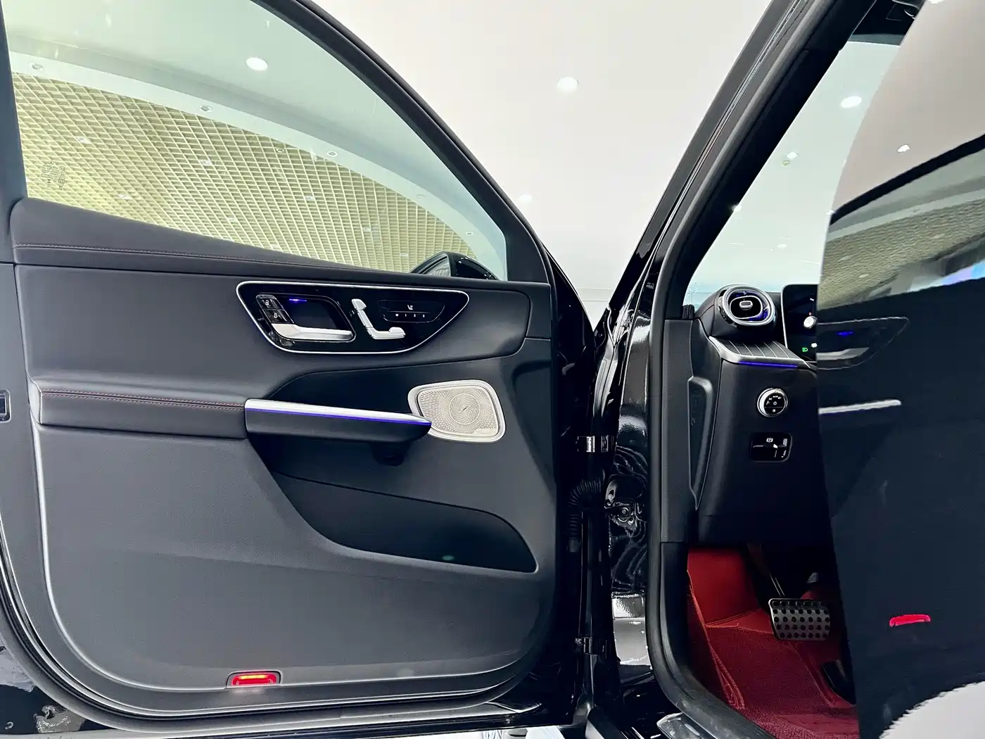 Mercedes-Benz GLC AMG 2024 AMG GLC 43 4MATIC фото 21