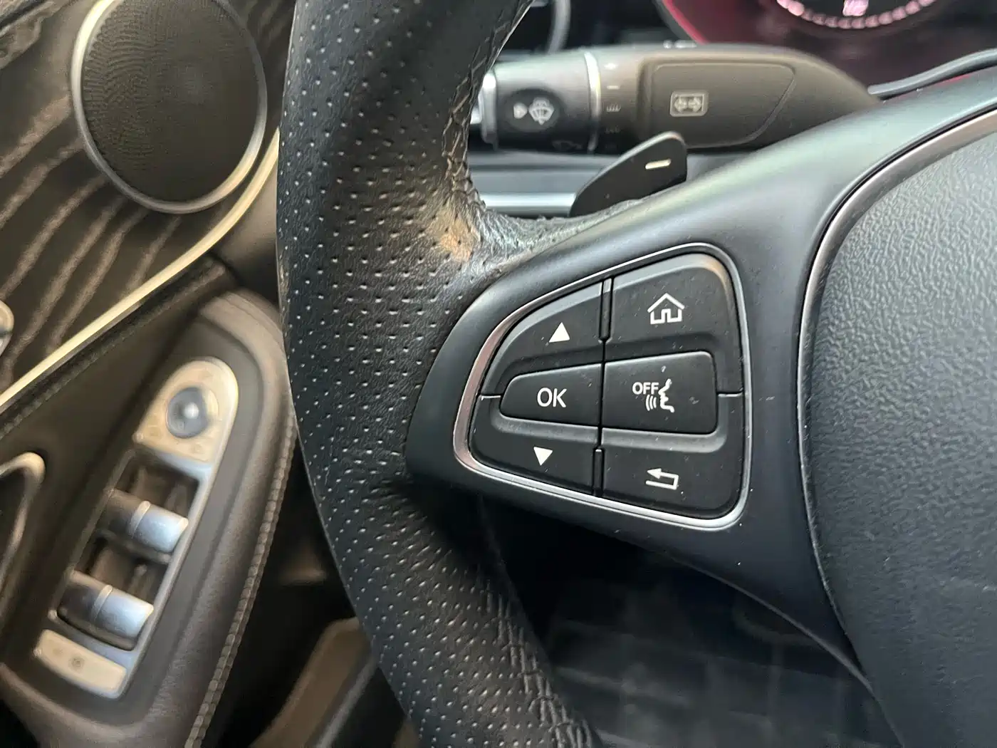 Mercedes-Benz C-Class 2018 C 180 L Fashion Sport Edition фото 38