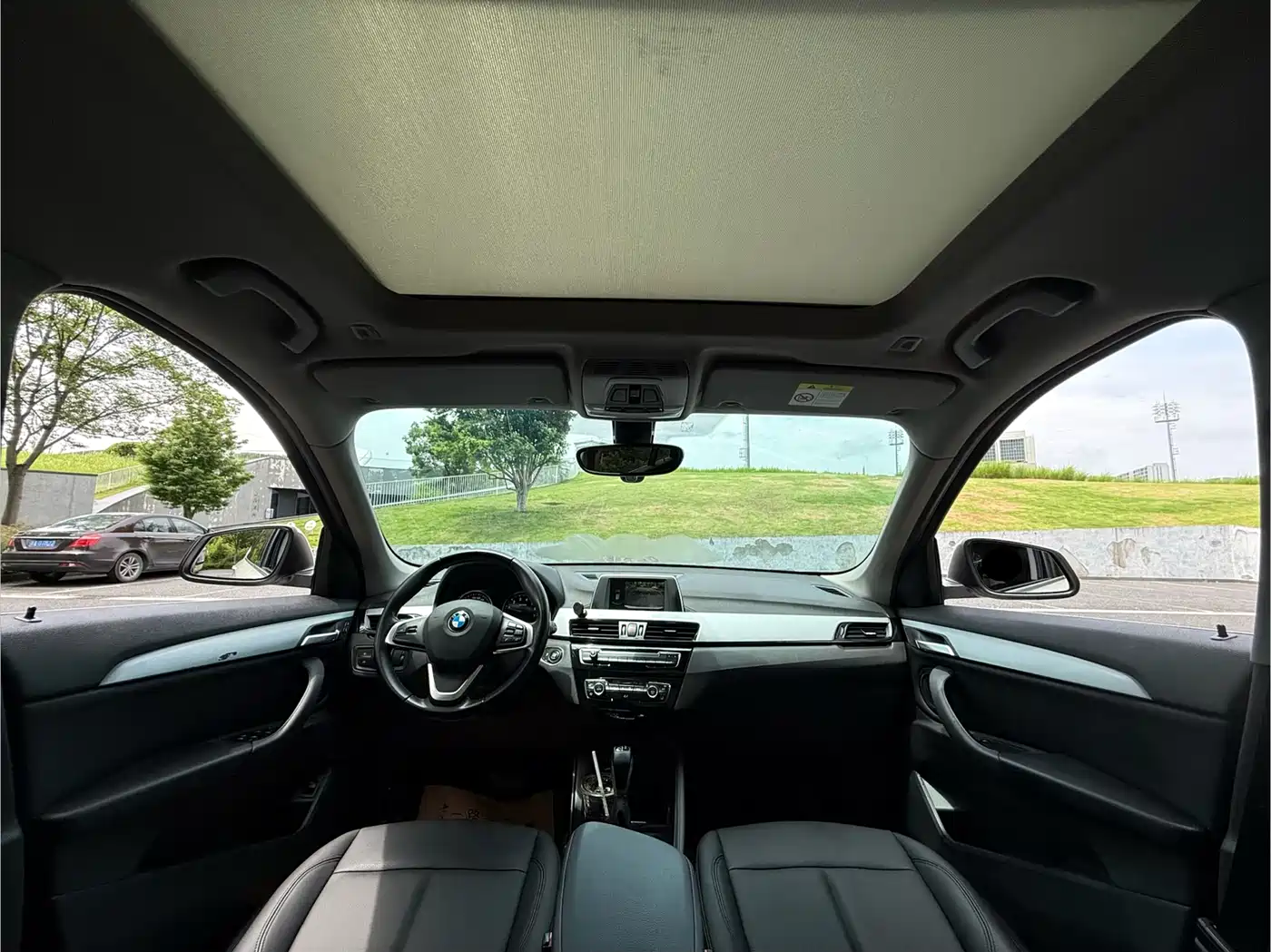 BMW X1 2018 sDrive20Li Leading Model фото 11