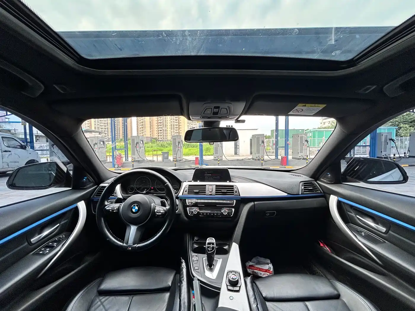 BMW 3 Series 2019 320i M Sport Package фото 6