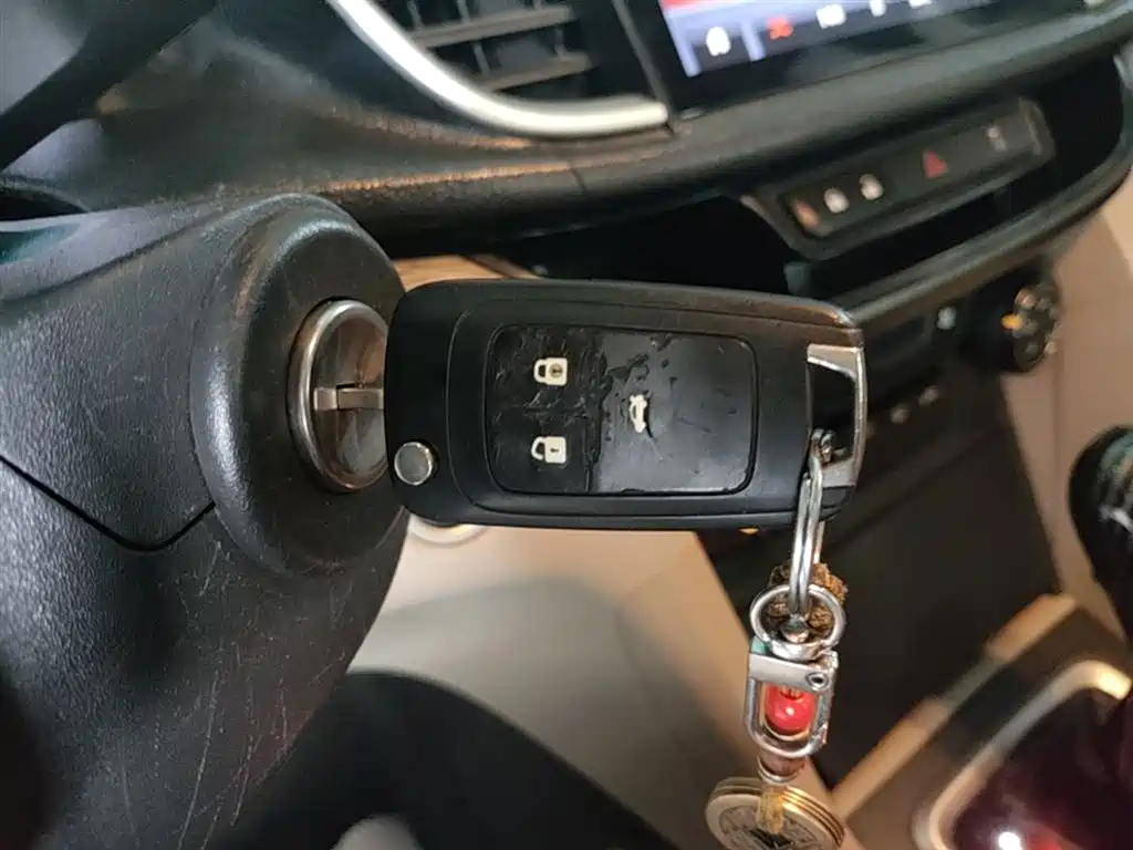 Buick Excelle 2019 15T DCT Progressive Type China VI фото 9