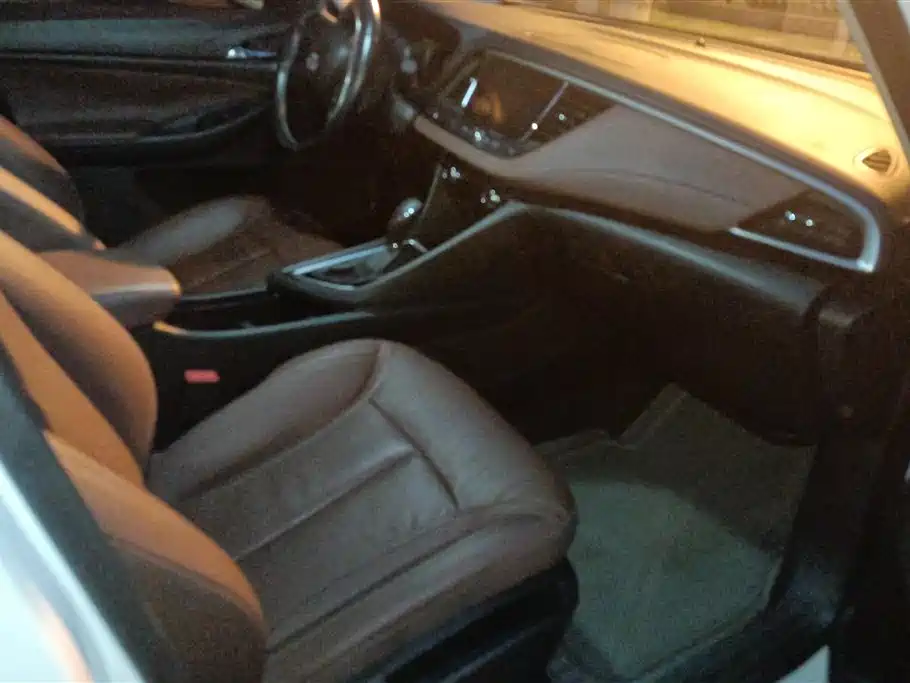 Buick GL6 2018 18T 6-Seater Luxury фото 8