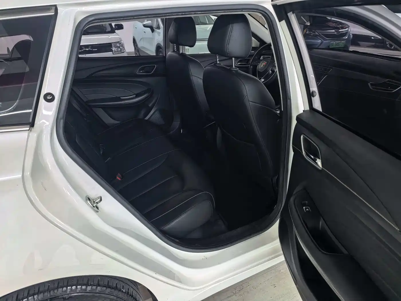 ROEWE EI5