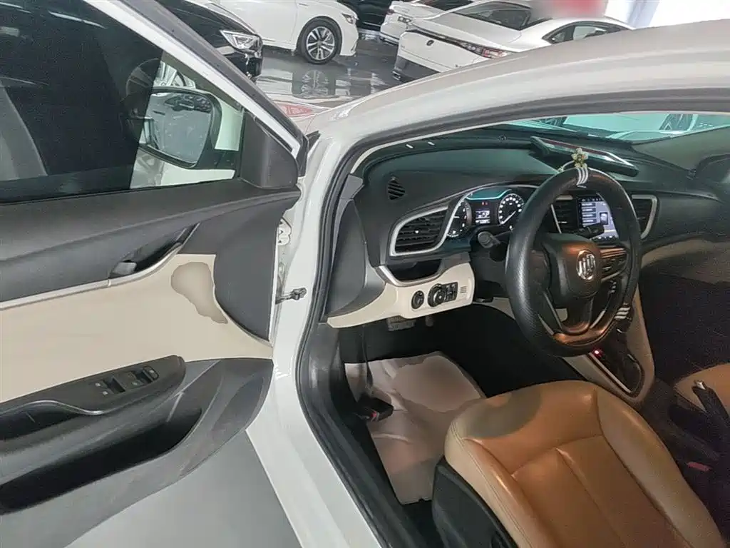 Buick Excelle 2019 15T DCT Progressive Type China VI фото 16