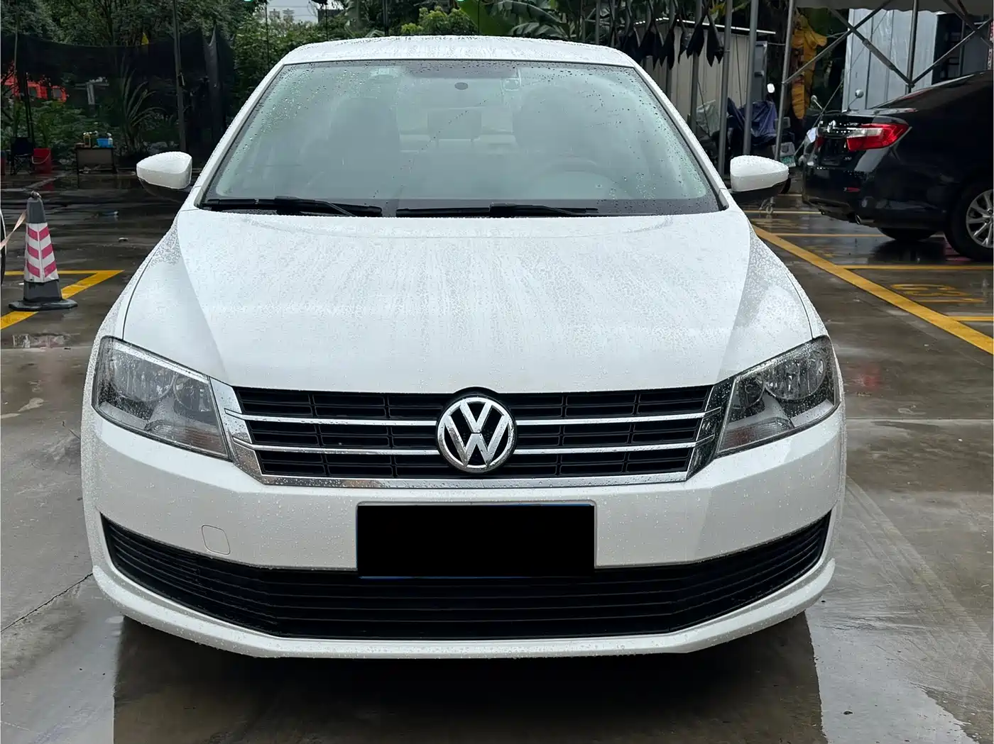 Volkswagen Lavida 2013 Facelift Classic 1.6L Automatic Trend фото 2