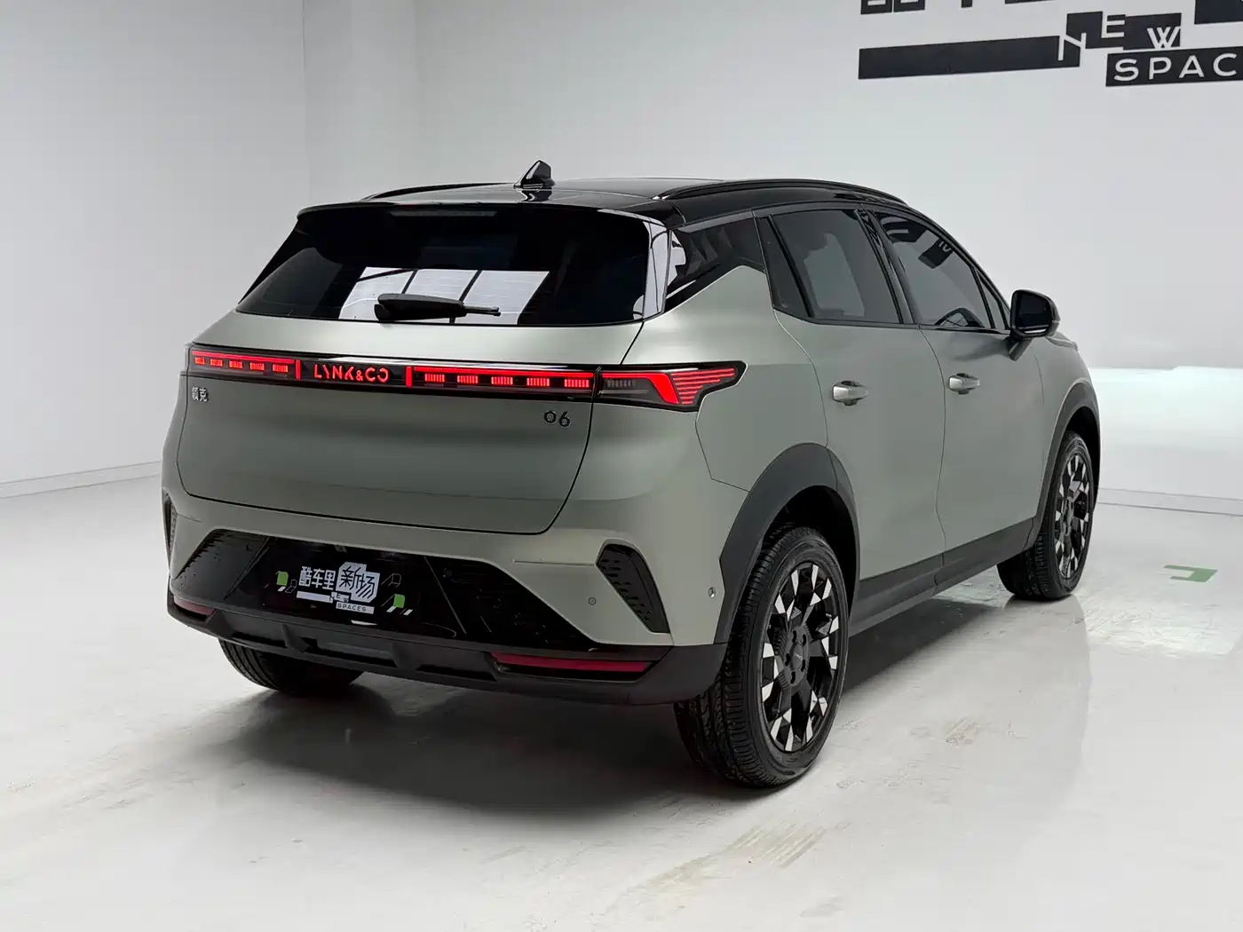 Lynk & Co 06 2026 Relive 1.5T Ultra фото 4
