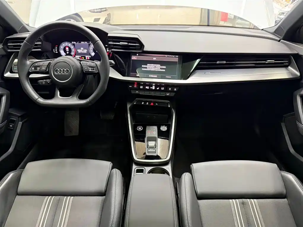 Audi A3 2023 Facelift A3L Limousine 35 TFSI Fashion Sport фото 14