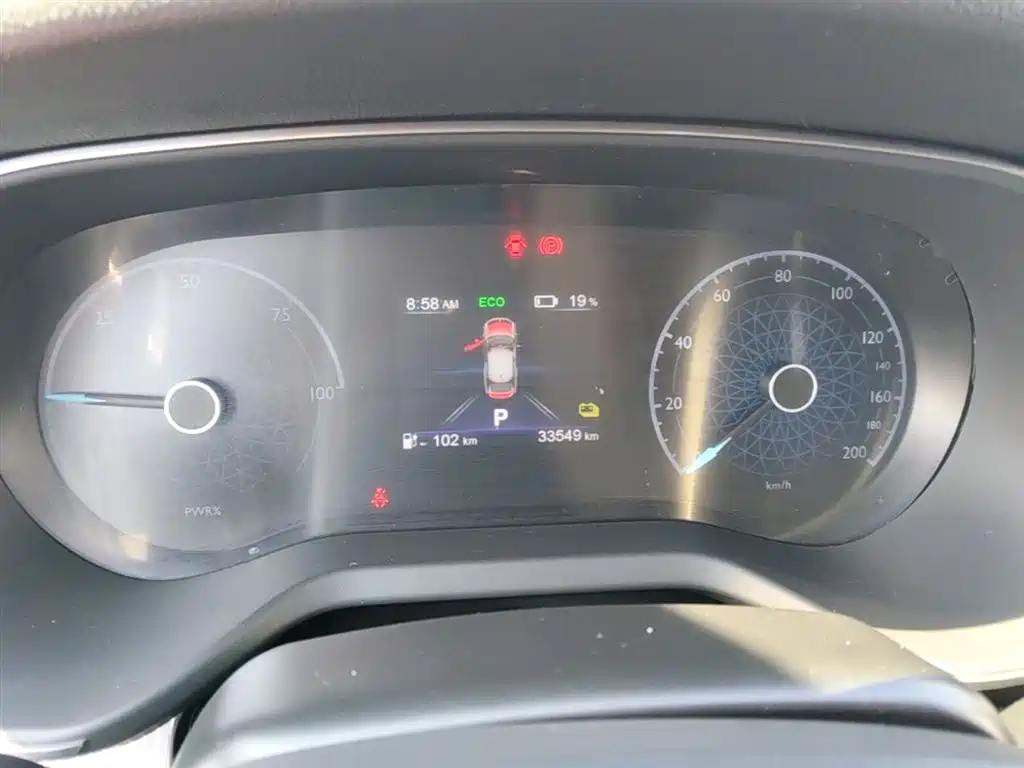 Hongqi E-QM5 2023 Facelift Basic Travel Edition фото 12