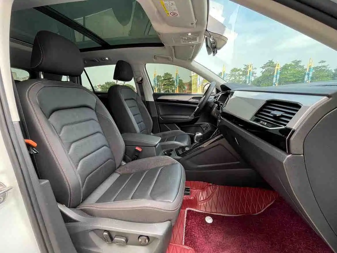 Volkswagen Tayron 2022 330TSI 2WD Luxury Smart Connect Edition фото 13