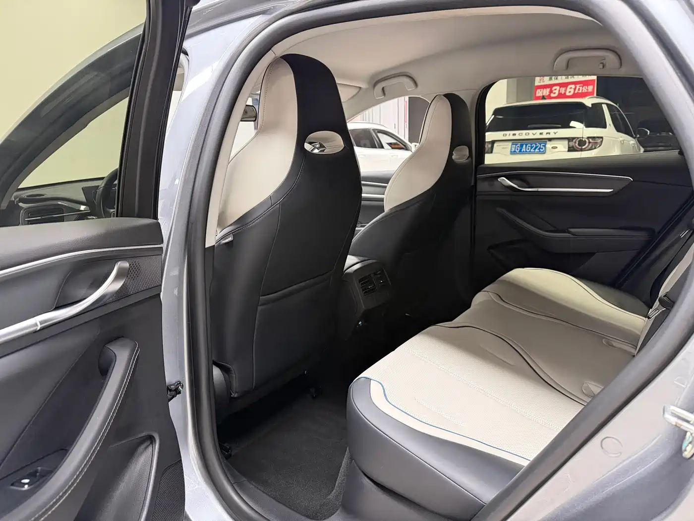 BYD Destroyer 05 2024 Glory Edition DM-i 55KM Luxury фото 7