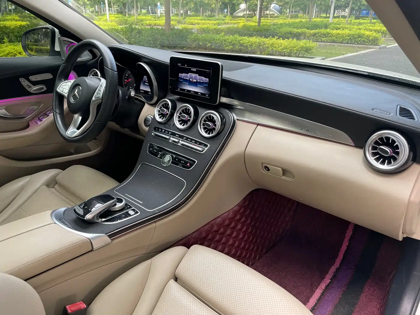 Mercedes-Benz C-Class 2015 Facelift C 200 L Sport фото 16