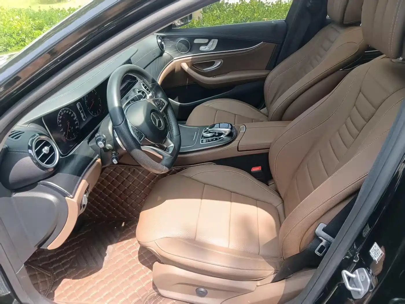 Mercedes-Benz E-Class 2018 Facelift E 300 L Luxury фото 9