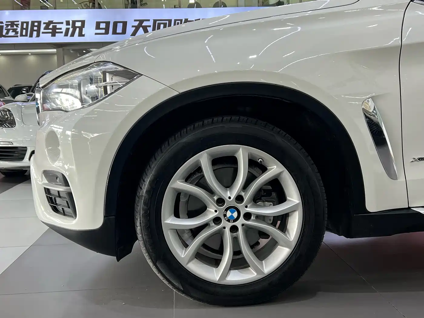 BMW X6 2015 xDrive35i Leading Type фото 22