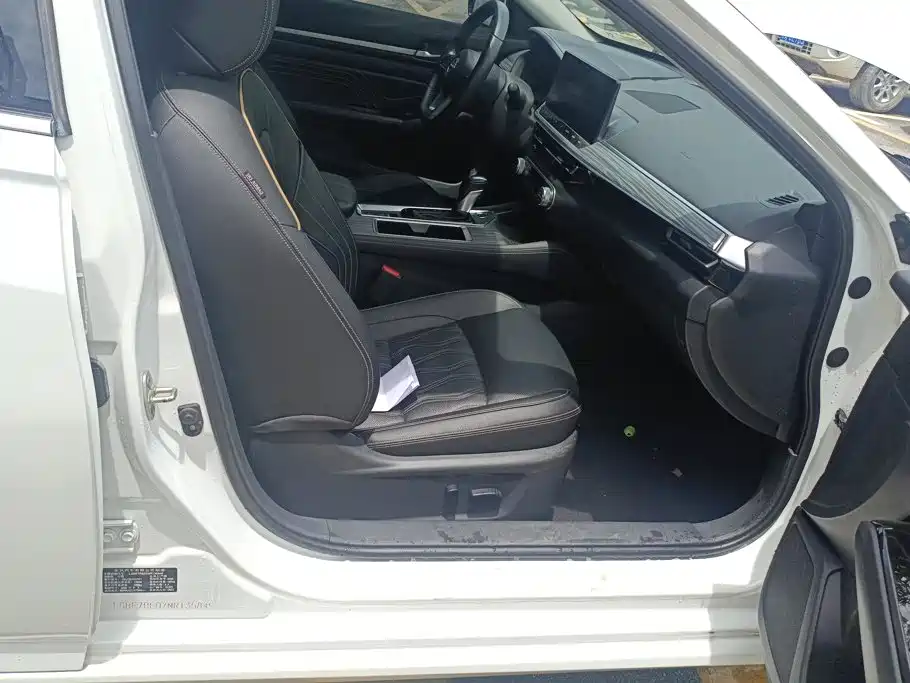 Фото 8 - Nissan Teana