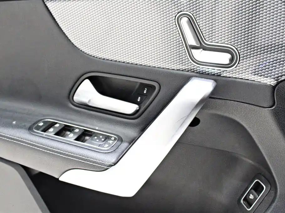 Mercedes-Benz A-Class 2020 A 200 L Sport Sedan фото 4