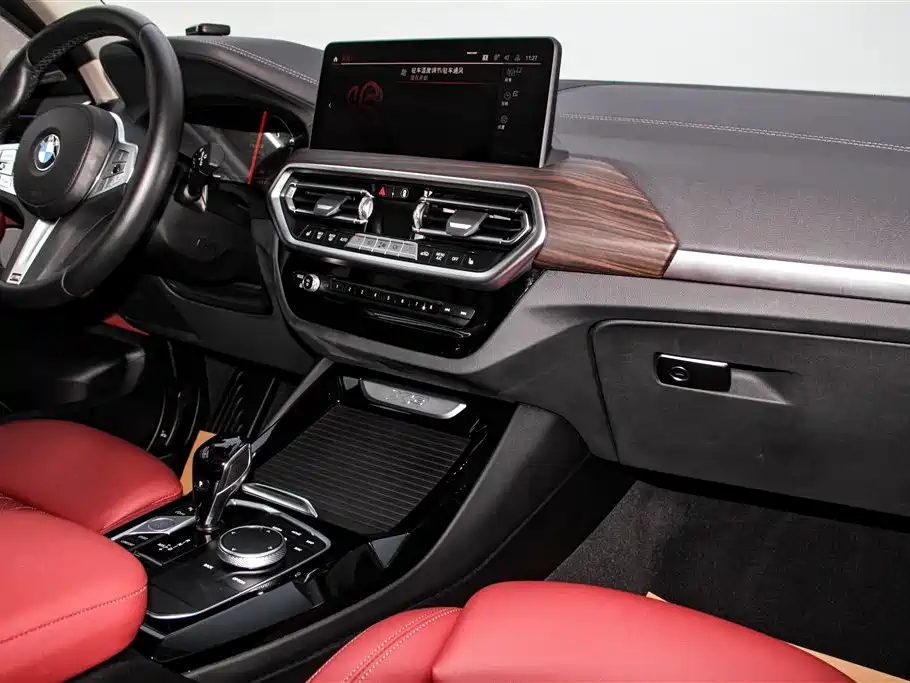 BMW X3 2023 Facelift xDrive30i Leading M Night Package фото 26