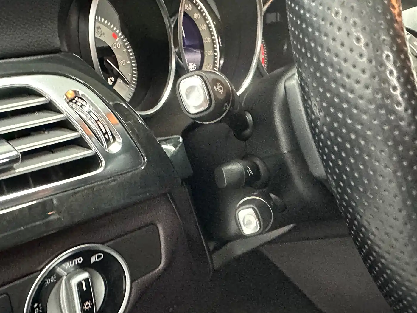 Mercedes-Benz CLS 2012 CLS 300 CGI фото 21