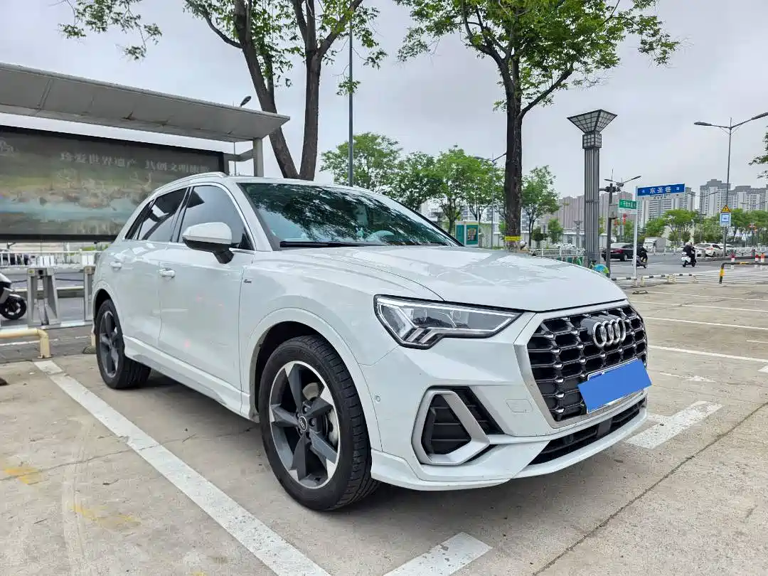 Audi Q3 2023 35 TFSI Fashion Dynamic (1.4T) фото 3