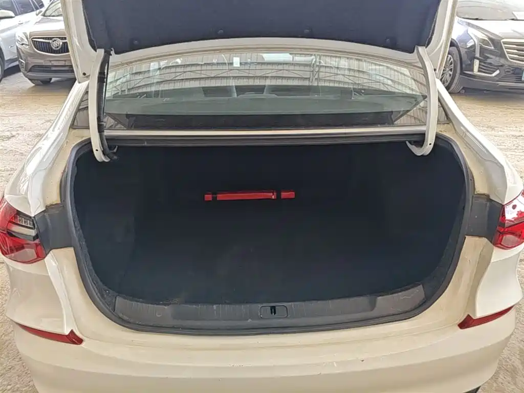 Chevrolet Monza 2023 1.5L DCT Enjoyment Edition фото 19