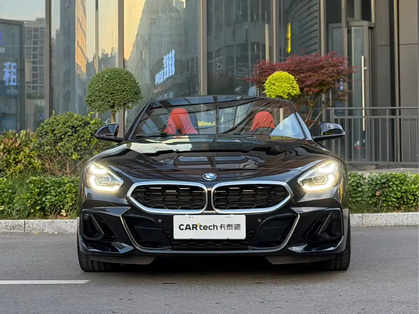 BMW Z4 2023 sDrive 25i M Sport Package фото 2