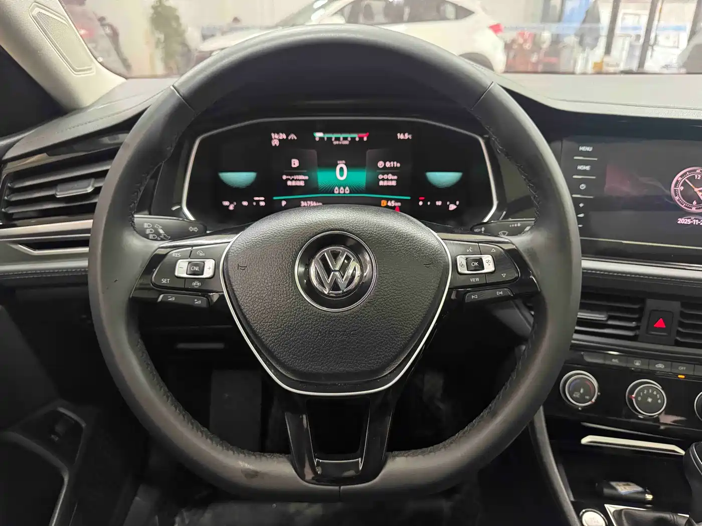 Volkswagen Sagitar 2022 280TSI DSG Surpassing Edition фото 15